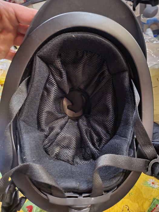 Каска за езда на "TCM"