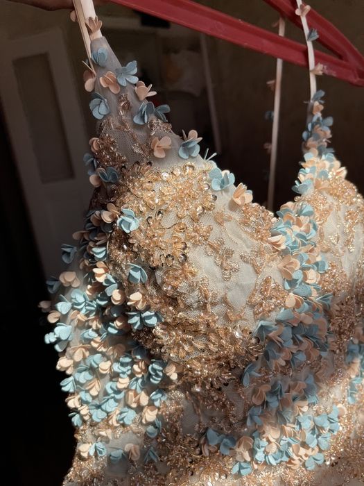 Продам выпускное платье