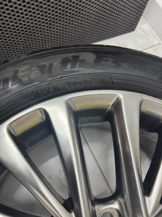 Комплект дисков с шинами