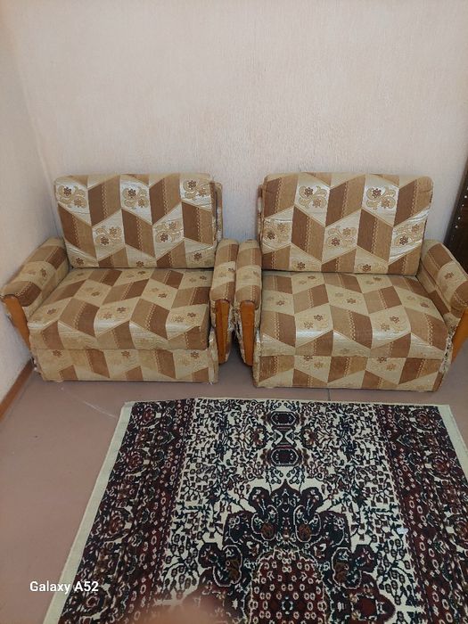 Продаются два кресла