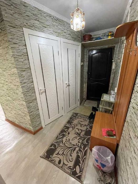 Продам 2-х квартиру на 8 Марта.