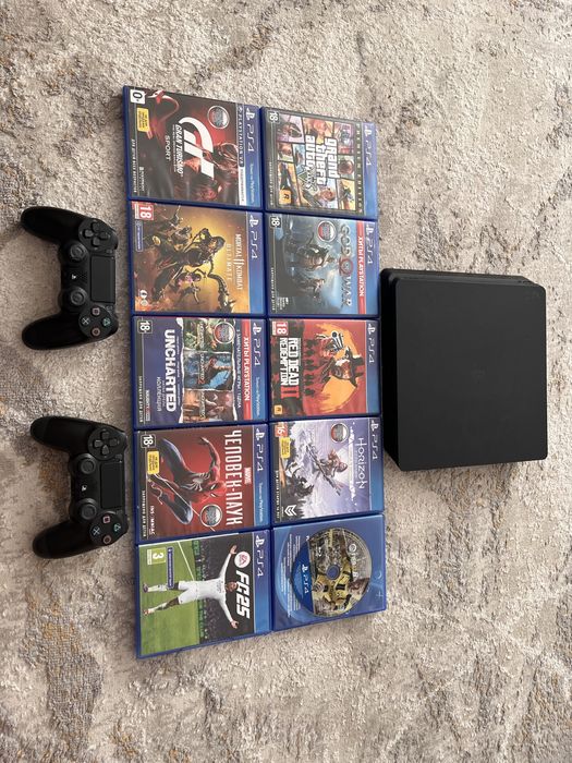 Продам ps 4 с 10 играми!