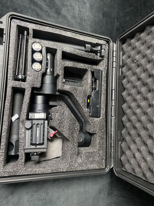 Стабилизатор Moza Aktiv Lombard