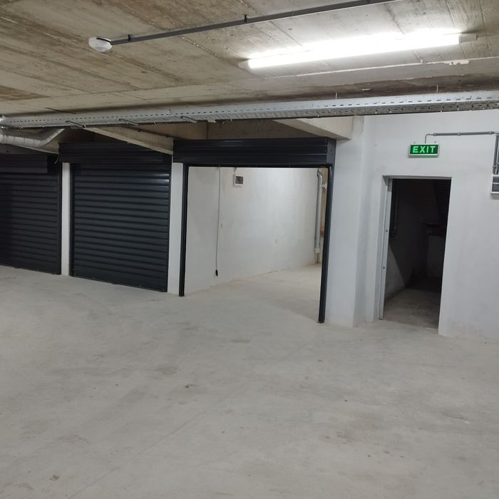 Дава се под наем Гараж / Паркомясто в с. Гецово, Област Разград - 14 кв.м за 76.5 € - Снимка #5