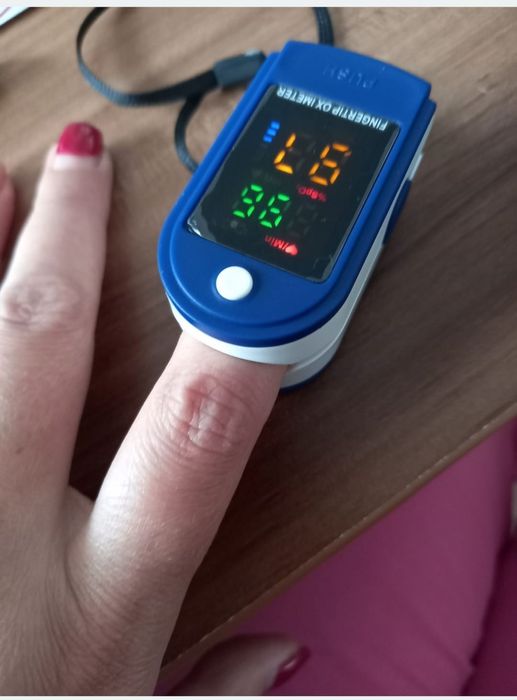 Oxiometru pentru Deget