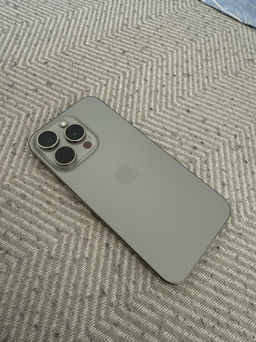 iPhone 15 Pro 256 gb