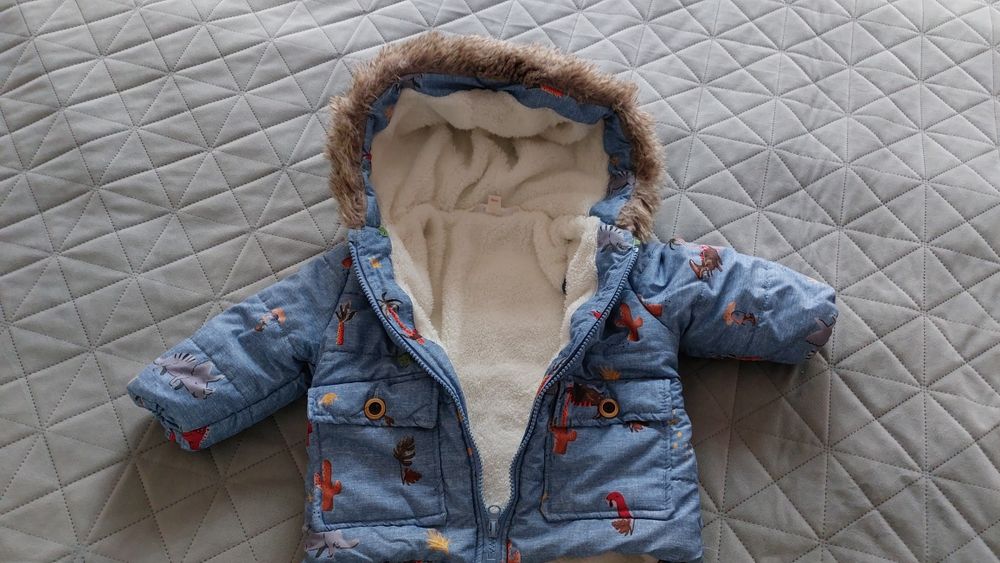 Детско зимно яке с динозавърчета