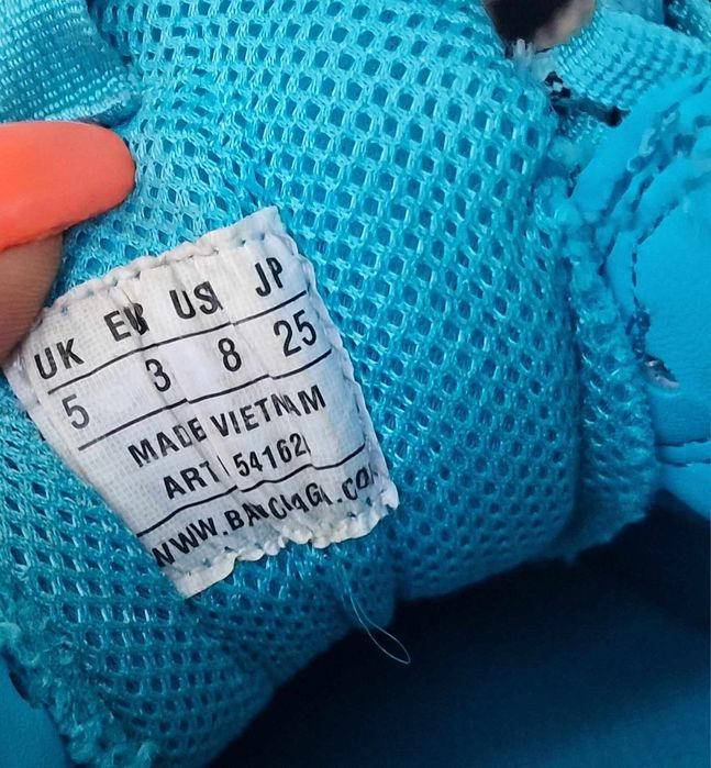 Balenciaga Топ качество уникален цвят турско синьо 38 номер