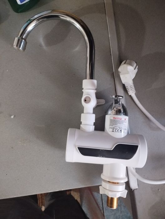 Vând baterie instant