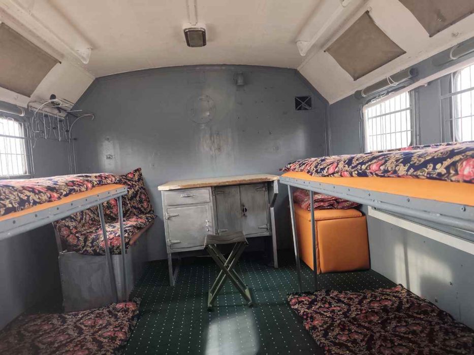 VAGON va  qoy hona sotiladi