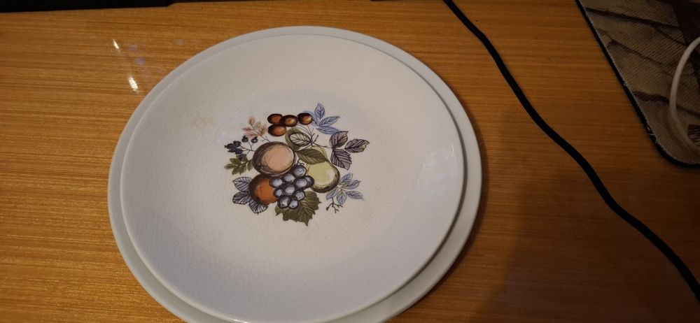 Винтидж английски чинии Swinnertons "Harvest Fruit" – Made in England (2 броя)