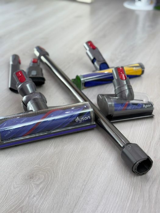 Приставки за Dyson v12