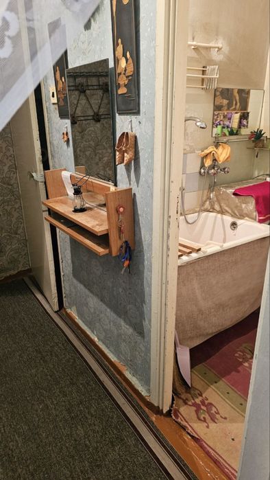 1 комнатная кватира без маклера в ялангаче около базар 22 дом