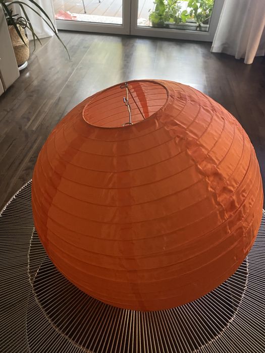 Лампа топка. Абажур от плат.