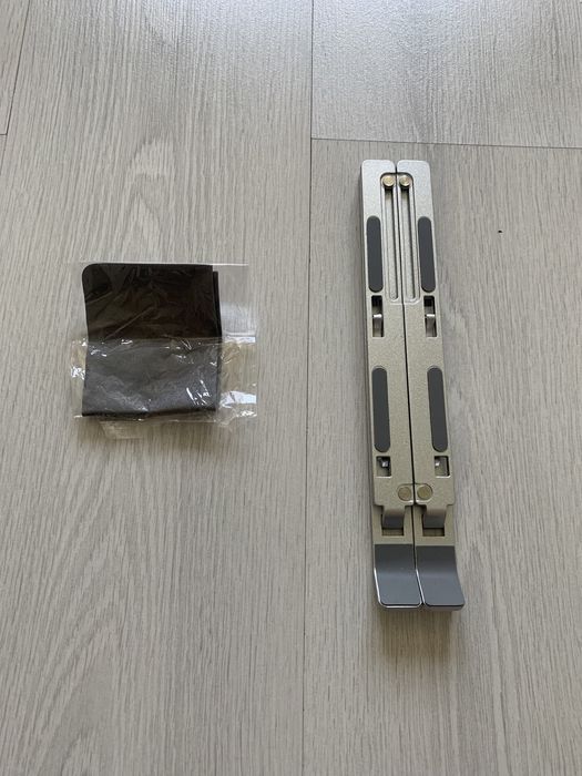 Подставка под ноутбук