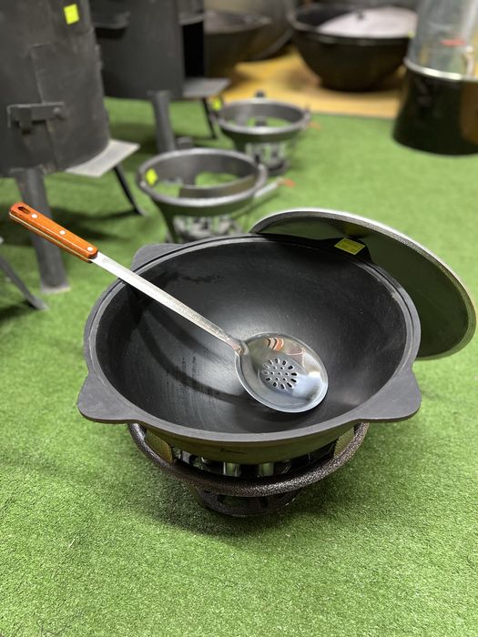 Продам чугунные казаны