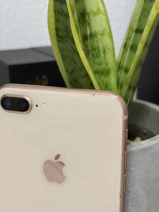 iPhone 8 Plus 64GB Rose Gold