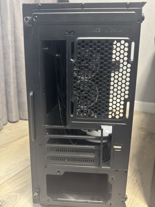 Корпус для ПК  от Wintek