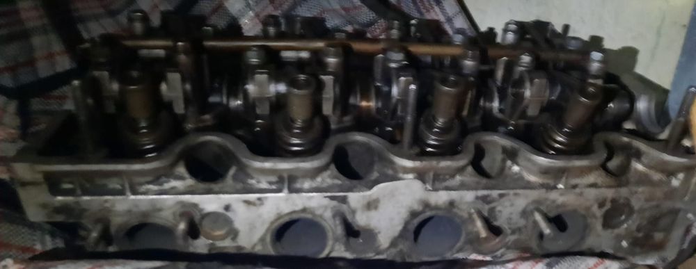 Бошка,голова на MERSEDES 190 2,3