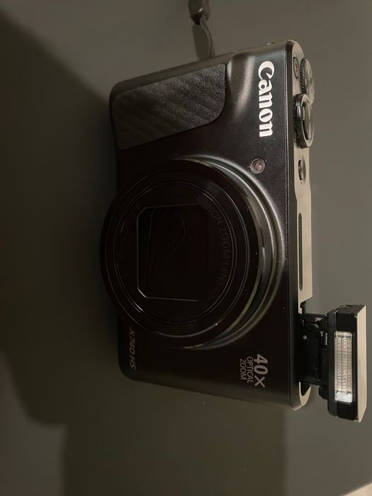 фотоапарат Canon PowerShot SX740 HS