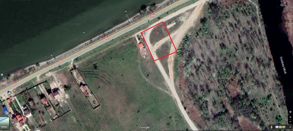 Vând teren intravilan în Hinova, langa dunare, cadastru , 2/3 loturi