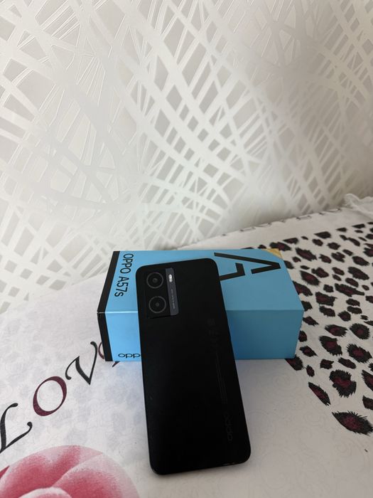 Продам телефон oppo 57s