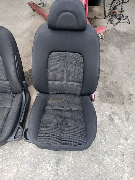 Предни седалки за Peugeot 407/Пежо  407