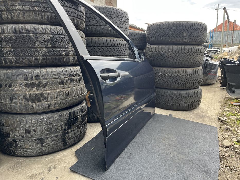 Portiera / Usa dreapta fata Mercedes C W203