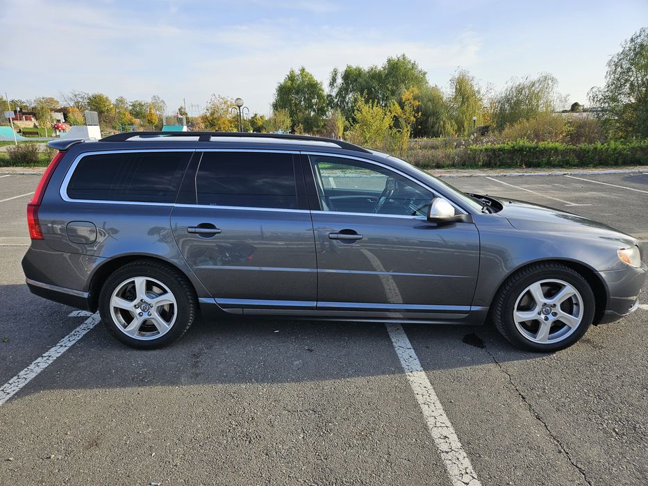 Volvo V70 D3 2.0 diesel 5 pistoane