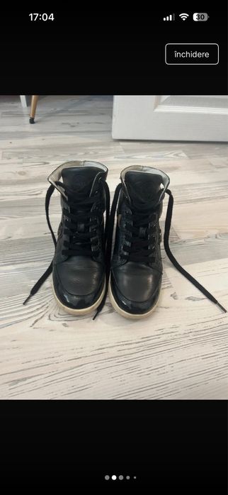 Adidasi Armani cu toc