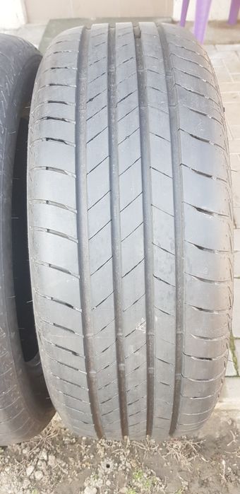 Vand anvelope vară 235 55 18 Bridgestone