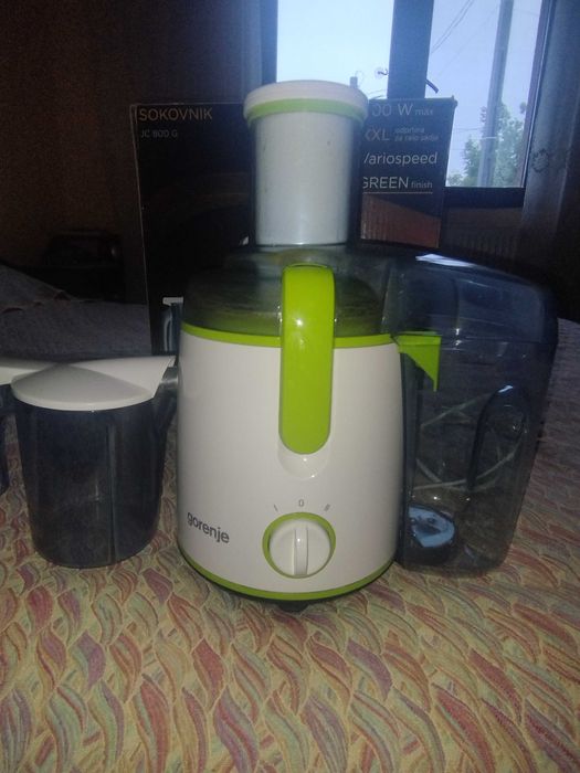 Storcător de fructe și legume