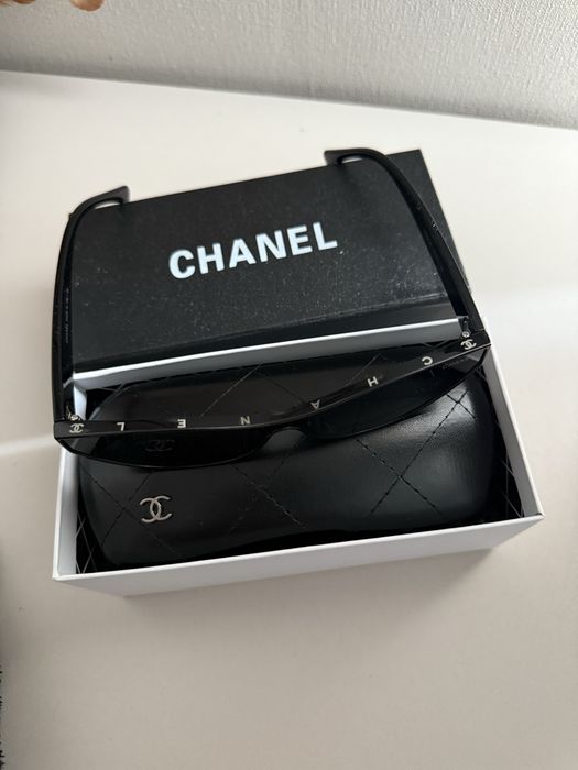 Продам новые очки Chanel с комплектом