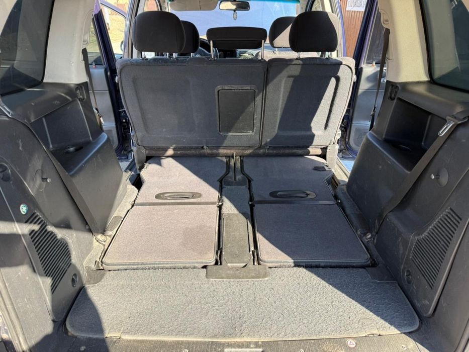 Opel Zafira 2001 года