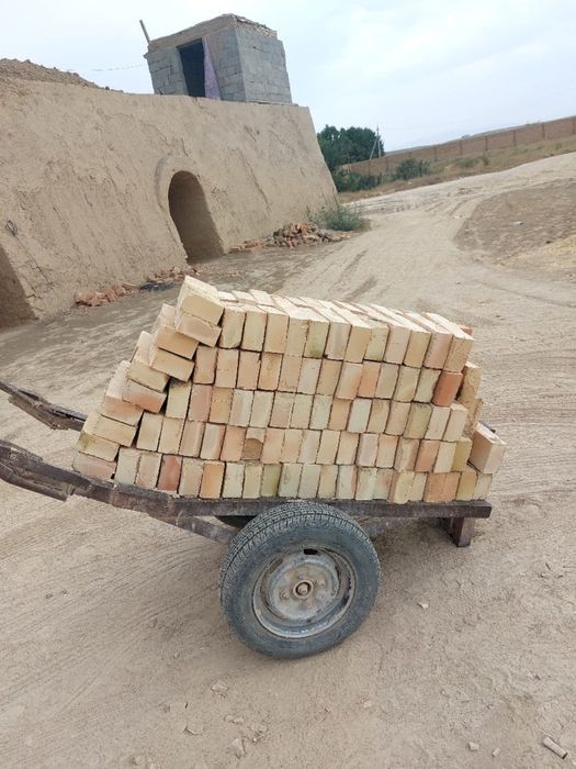 Кирпич жженный с гаратий