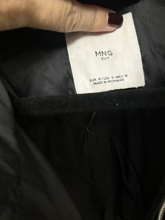 Продам куртку-пуховик Mango!