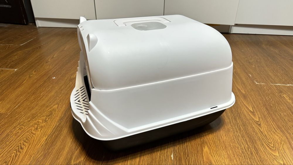 Закрытый лоток для кошек