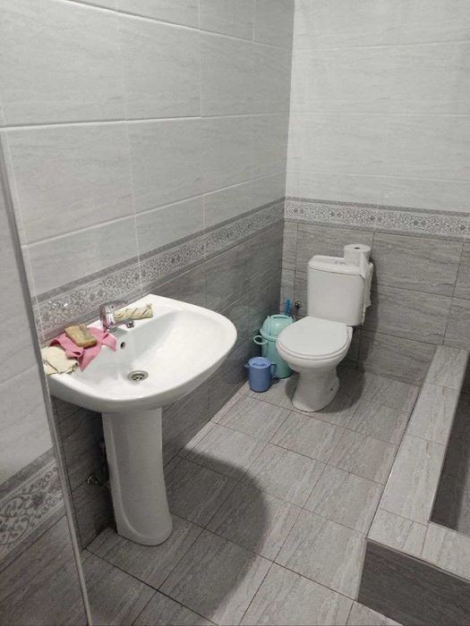 Kvartira ijaraga o`g`il bolalarga