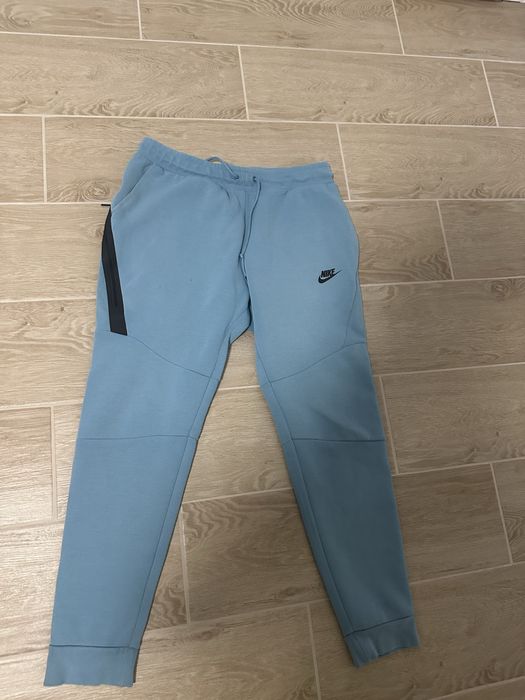 Trening nike cu defecte