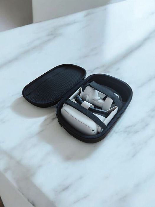 Quest 2 256GB + 125 Jocuri preinstalate Oculus Meta + Husa + Cover