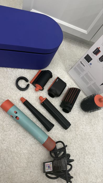 Маша за коса Dyson 601848-01 HS08 Airwrap i.d.™ Straight + Wavy T1/T2 CePk/ 1300W, 13.5 l/s
