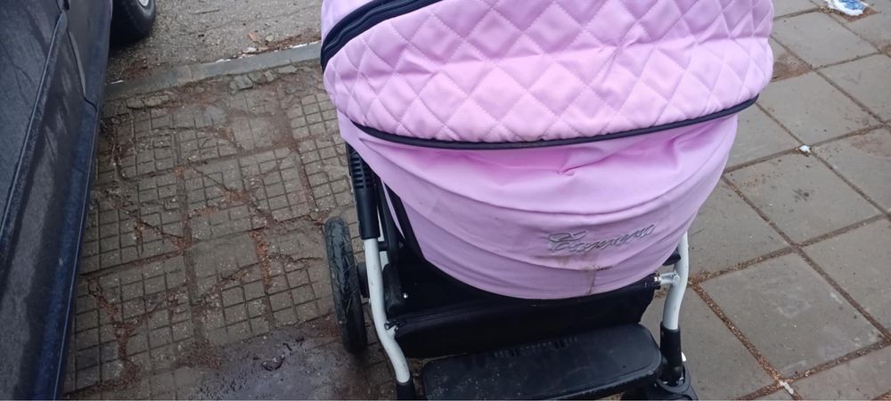Детска количка CARRERA в светлорозово