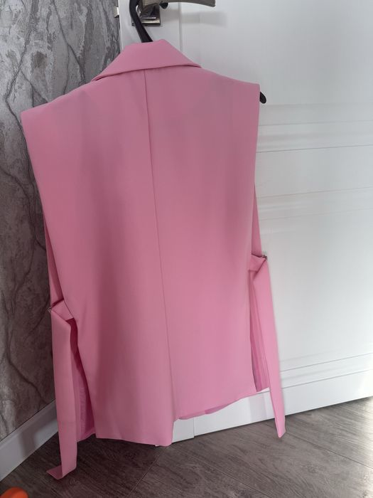 Продам костюм летний