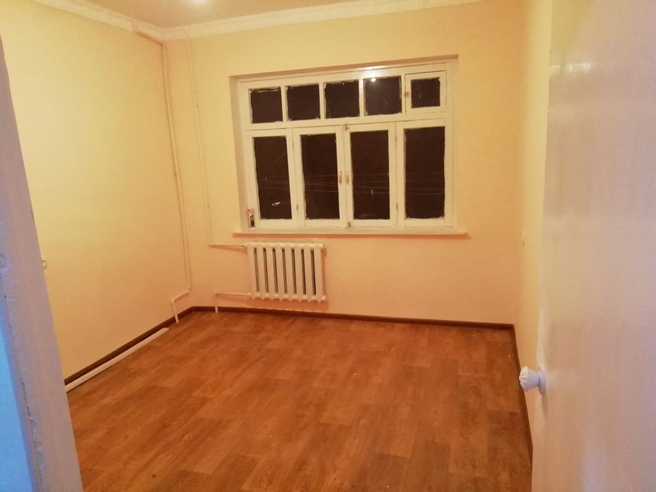 Ипотека нет.  1 комнатный общежития 16м2 с удобствами на Слонима-2