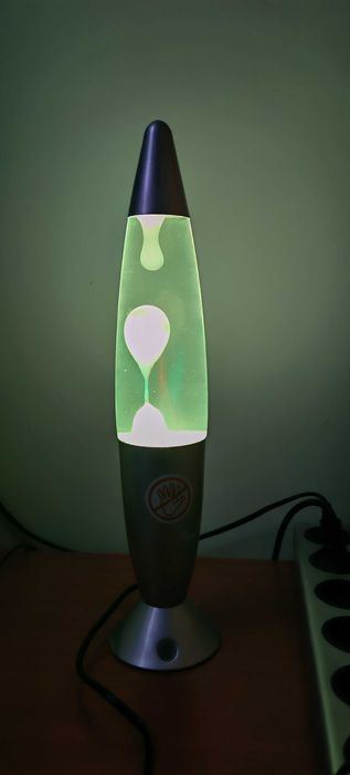 Lampa veghe cu bule de ceara
