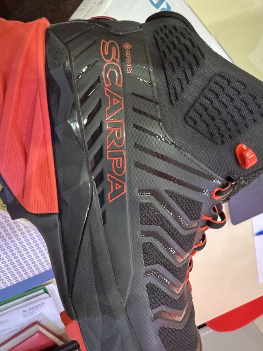 Ghete Gotetex Scarpa Rush Mid GTX marime 43 1/3