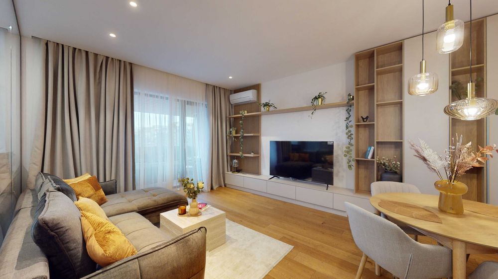 inchiriez apartament 3 camere