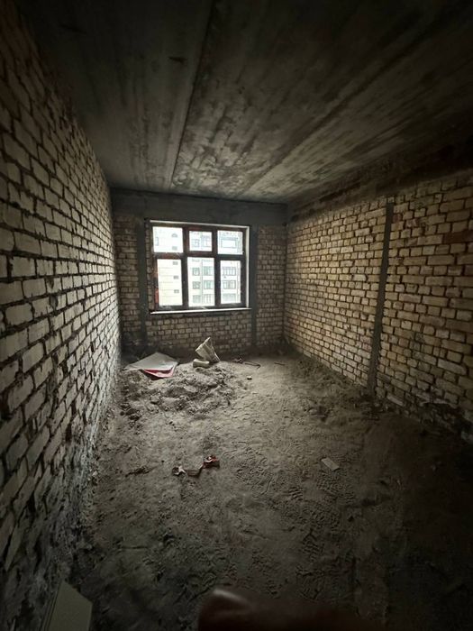 Сергели 1/7/9 45 м.кв 12-станция Метро продаётся квартира