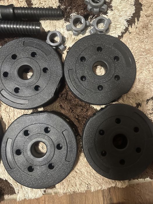 Gantere + haltere de 9kg toate !