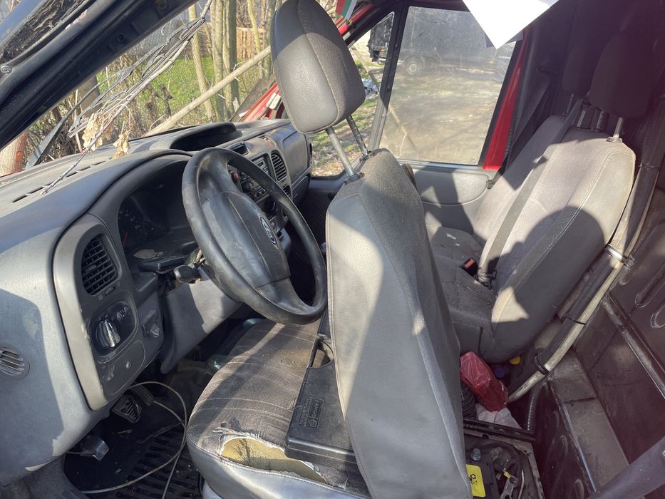 Ford Transit 2005г 2.4 90 коня